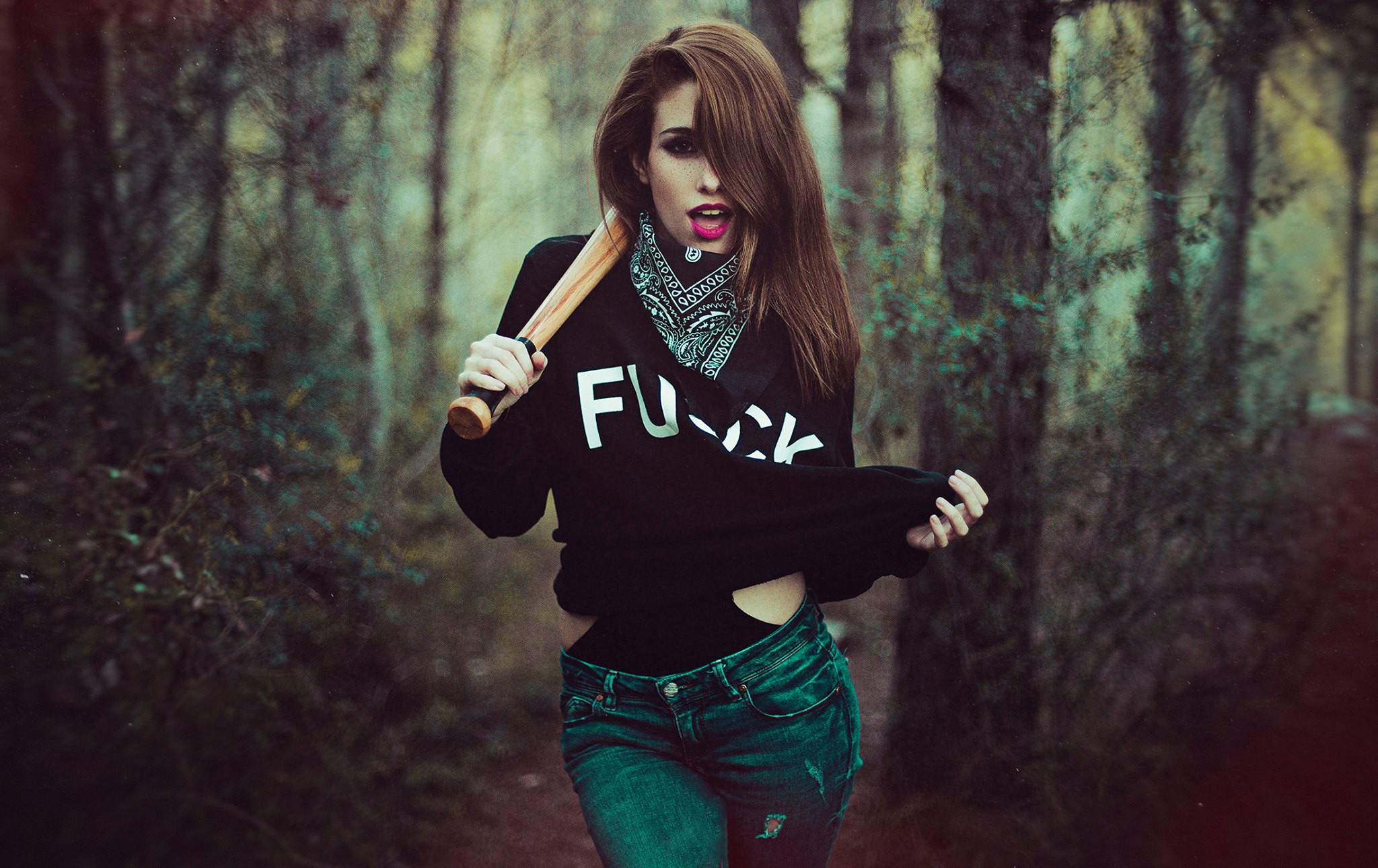 Take a pause and enjoy Sassy girls — streaming from Valencia