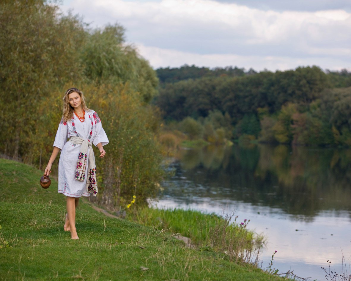 Nude girl Slavic women in Valencia