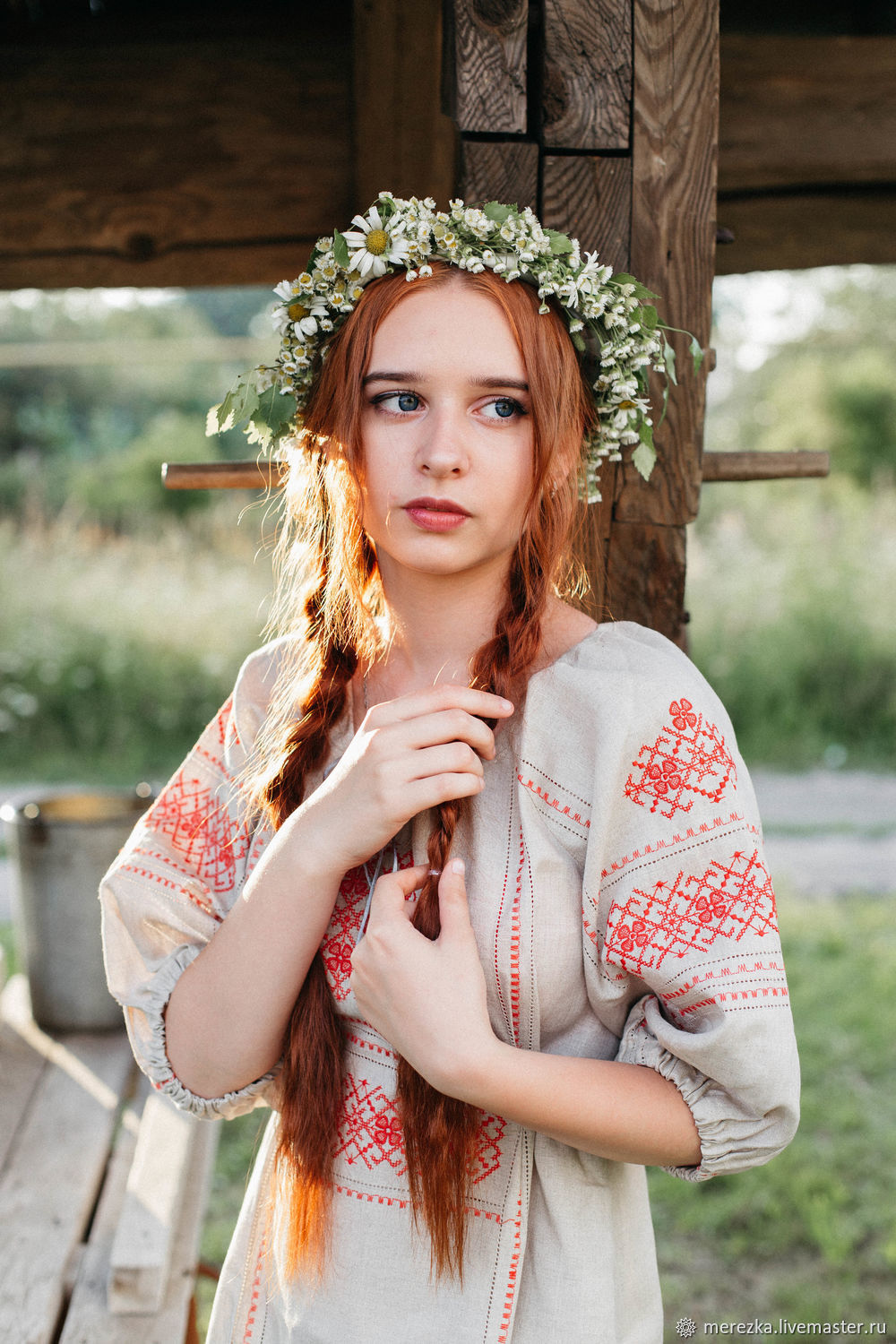 A playful frame from Girls in Slavic costumes — online in Valencia